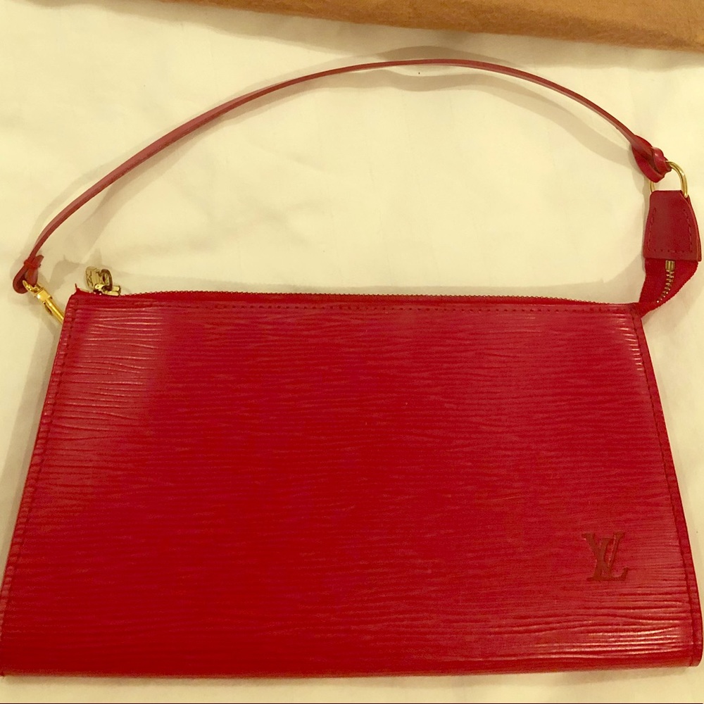 Authentic Louis Vuitton Epi leather Pochette